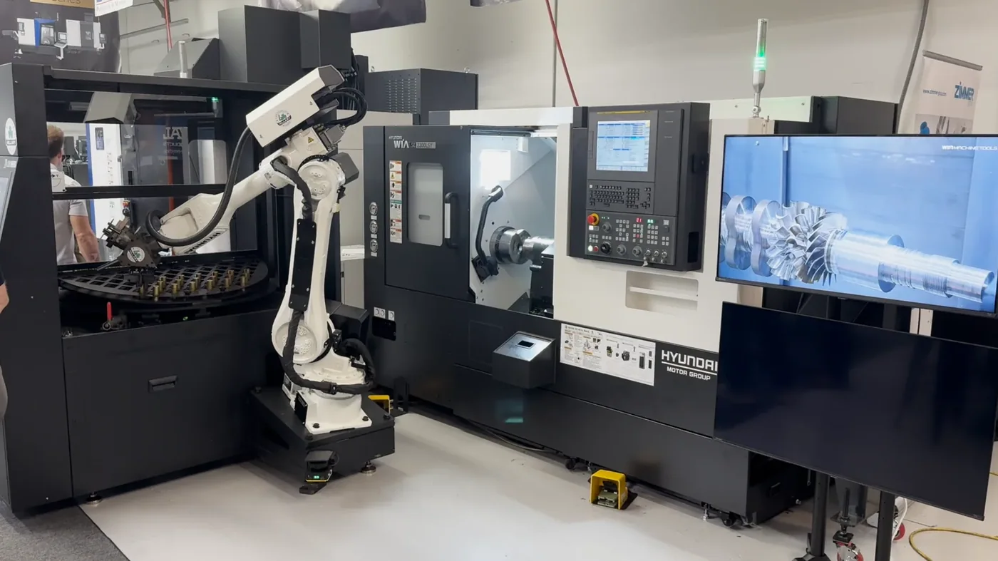 Labot MT robotic system tending a CNC machine at Hyundai Open House